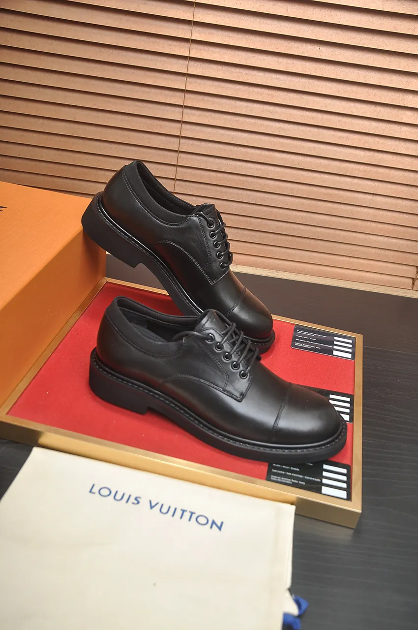 Men's men's shoes💰660💶[LOUIS VUITTON] (original order) new style🍀LV Louis Vuitton * - top version of LV classic leather shoes! Made of imported original single cowhide, original leather side strips and wear-resistant rubber outsole! High quality products! Code number 39-44 (38.45 customized)